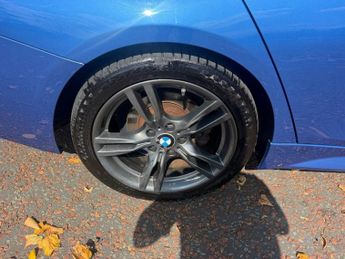 BMW 3 SERIES 2.0 330e 7.6kWh M Sport Saloon 4dr Petrol Plug-in Hybrid Auto Eu