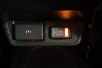 NISSAN LEAF 40kWh Tekna Hatchback 5dr Electric Auto (150 ps) Android Auto / 