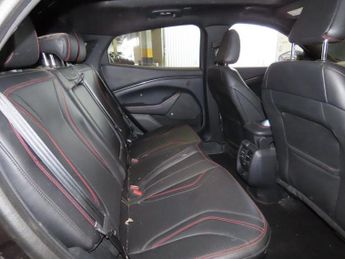 FORD MUSTANG MACH-E Extended Range 91kWh SUV 5dr Electric Automatic AWD (351 ps)