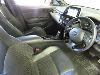 TOYOTA C-HR 2.0 VVT-h Orange Edition SUV 5dr Petrol Hybrid CVT Euro 6 (s/s) 