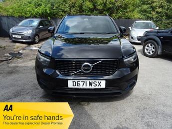 VOLVO XC40 2.0 B4 MHEV R-Design SUV 5dr Petrol Hybrid Auto Euro 6 (s/s) (19