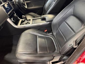 JAGUAR XE 2.0 P250i R-Dynamic S Saloon 4dr Petrol Auto Euro 6 (s/s) (250 p