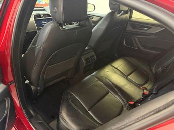 JAGUAR XE 2.0 P250i R-Dynamic S Saloon 4dr Petrol Auto Euro 6 (s/s) (250 p