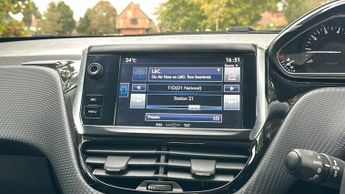 PEUGEOT 2008 1.2 PureTech Allure SUV 5dr Petrol EAT Euro 6 (s/s) (110 ps)