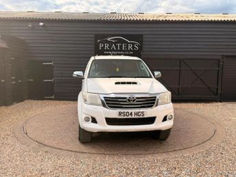 TOYOTA HILUX 3.0 D-4D Invincible Pickup Double Cab 4dr Diesel Manual 4WD Euro