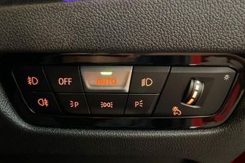 BMW 3 SERIES 2.0 320d Sport Saloon 4dr Diesel Auto xDrive Euro 6 (s/s) (190 p