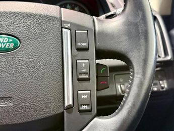 LAND ROVER FREELANDER 2 2.2 SD4 XS SUV 5dr Diesel CommandShift 4WD Euro 5 (190 ps)