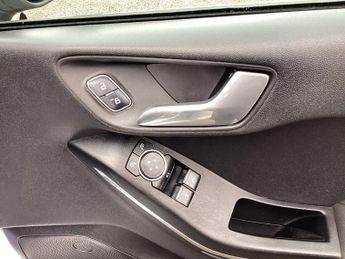 FORD FIESTA 1.0T EcoBoost Titanium Hatchback 5dr Petrol Manual Euro 6 (s/s) 
