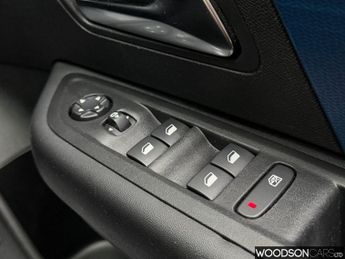 CITROEN e-C4 50kWh Shine Hatchback 5dr Electric Auto (136 ps)