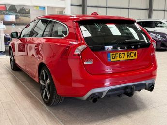 VOLVO V60 2.0 T4 R-Design Lux Nav Estate 5dr Petrol Manual Euro 6 (s/s) (1