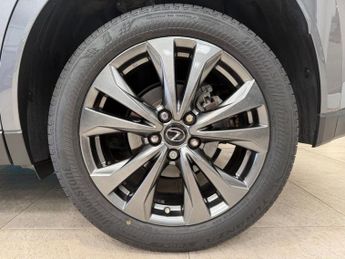 LEXUS UX 2.0 250h F Sport SUV 5dr Petrol Hybrid E-CVT Euro 6 (s/s) (184 p