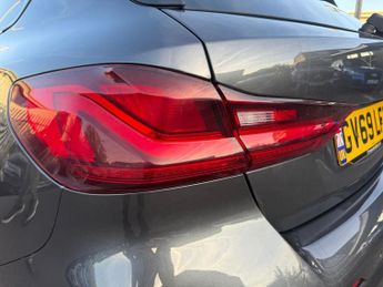 BMW 1 SERIES 1.5 118i M Sport Hatchback 5dr Petrol DCT Euro 6 (s/s) (140 ps)