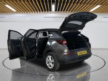 VAUXHALL GRANDLAND X 1.2 Turbo SE SUV 5dr Petrol Auto 8Spd Euro 6 (s/s) (130 ps)