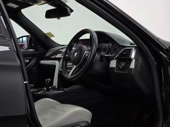 BMW M3 3.0 BiTurbo Saloon 4dr Petrol DCT Euro 6 (s/s) (431 ps)