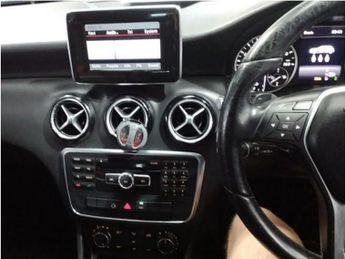 MERCEDES-BENZ A CLASS 1.8 A180 CDI SE Hatchback 5dr Diesel 7G-DCT Euro 5 (s/s) (109 ps