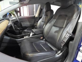 TESLA Model 3 (Dual Motor) Performance Saloon 4dr Electric Auto 4WDE (Performa
