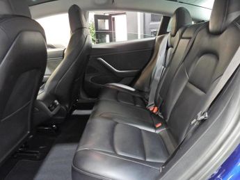 TESLA Model 3 (Dual Motor) Performance Saloon 4dr Electric Auto 4WDE (Performa