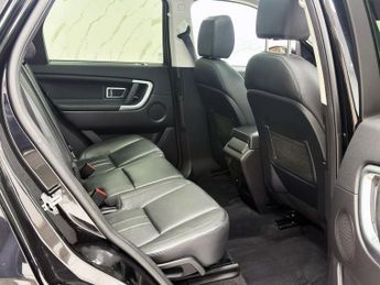 LAND ROVER DISCOVERY SPORT 2.0 TD4 HSE SUV 5dr Diesel Auto 4WD Euro 6 (s/s) (180 ps)