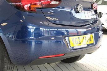 VAUXHALL ASTRA 1.5 Turbo D Business Edition Nav Hatchback 5dr Diesel Auto Euro 