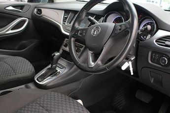 VAUXHALL ASTRA 1.5 Turbo D Business Edition Nav Hatchback 5dr Diesel Auto Euro 