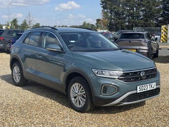 VOLKSWAGEN T-ROC 1.5 TSI Life SUV 5dr Petrol DSG Euro 6 (s/s) (150 ps)