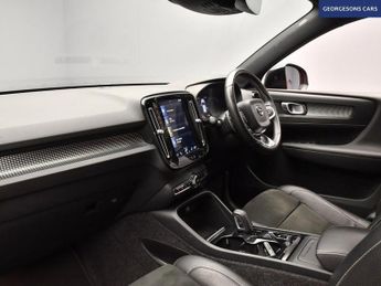 VOLVO XC40 1.5 T3 R-Design SUV 5dr Petrol Auto Euro 6 (s/s) (163 ps)