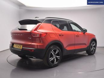 VOLVO XC40 1.5 T3 R-Design SUV 5dr Petrol Auto Euro 6 (s/s) (163 ps)
