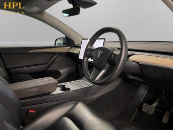 TESLA MODEL Y (Dual Motor) Long Range SUV 5dr Electric Auto 4WDE (384 bhp)