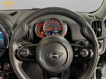 MINI COUNTRYMAN 1.5 Cooper Exclusive SUV 5dr Petrol Steptronic Euro 6 (s/s) (136