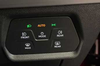 SEAT LEON 1.4 eHybrid 12.8kWh FR Hatchback 5dr Petrol Plug-in Hybrid DSG E