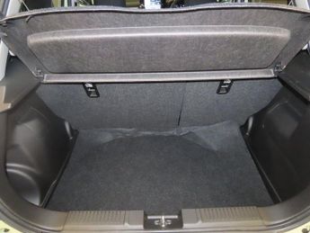 SUZUKI SWIFT 1.2 MHEV Motion Hatchback 5dr Petrol Hybrid CVT Euro 6 (s/s) (82
