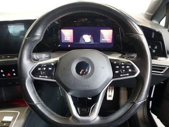VOLKSWAGEN GOLF 1.5 eTSI MHEV R-Line Hatchback 5dr Petrol Hybrid DSG Euro 6 (s/s