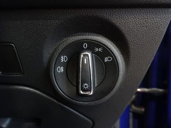 SEAT LEON 1.6 TDI SE Dynamic ST 5dr Diesel DSG Euro 6 (s/s) (115 ps)