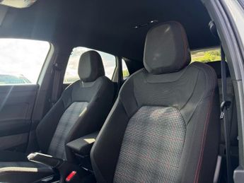 VOLKSWAGEN POLO 2.0 TSI GTI Hatchback 5dr Petrol DSG Euro 6 (s/s) (207 ps) * HUG