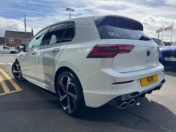 VOLKSWAGEN GOLF 2.0 TSI R Hatchback 5dr Petrol DSG 4Motion Euro 6 (s/s) (320 ps)