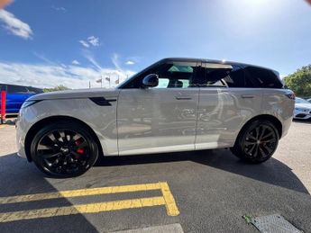 LAND ROVER RANGE ROVER SPORT 3.0 D300 MHEV Dynamic SE SUV 5dr Diesel Auto 4WD Euro 6 (s/s) (3