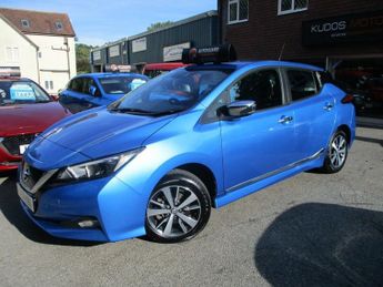 NISSAN LEAF 40kWh Acenta Hatchback 5dr Electric Auto (150 ps)