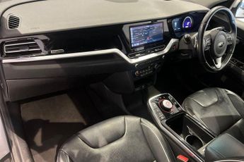 KIA NIRO 64kWh 3 SUV 5dr Electric Auto (201 bhp) Reverse Camera, Rear Par