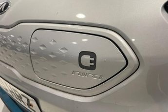 KIA NIRO 64kWh 3 SUV 5dr Electric Auto (201 bhp) Reverse Camera, Rear Par
