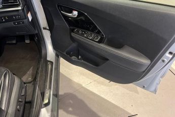 KIA NIRO 64kWh 3 SUV 5dr Electric Auto (201 bhp) Reverse Camera, Rear Par