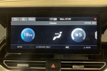 KIA NIRO 64kWh 3 SUV 5dr Electric Auto (201 bhp) Reverse Camera, Rear Par