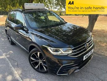 Volkswagen Tiguan 2.0 TDI R-Line SUV 5dr Diesel DSG 4Motion Euro 6 (s/s) (200 ps)