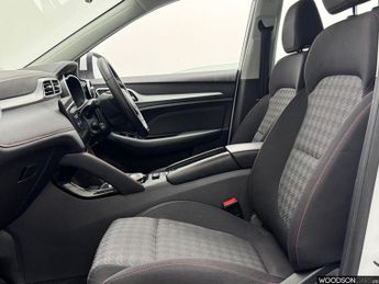 MG MG ZS 72.6kWh SE Long Range SUV 5dr Electric Auto (156 ps)