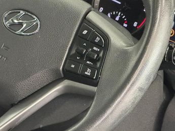 HYUNDAI TUCSON 1.7 CRDi Blue Drive Premium SE SUV 5dr Diesel DCT Euro 6 (s/s) (