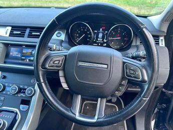 LAND ROVER RANGE ROVER EVOQUE 2.0 TD4 SE Tech SUV 5dr Diesel Auto 4WD Euro 6 (s/s) (180 ps)