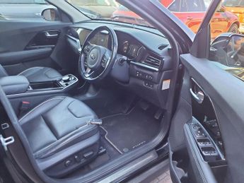 KIA NIRO 64kWh 3 SUV 5dr Electric Auto (201 bhp)