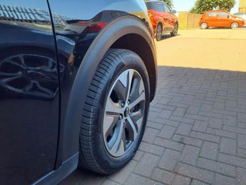 KIA NIRO 64kWh 3 SUV 5dr Electric Auto (201 bhp)