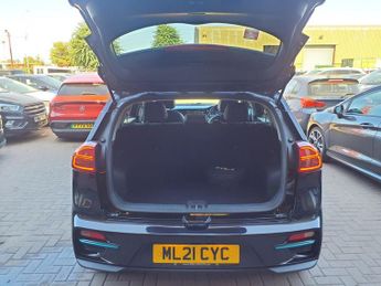 KIA NIRO 64kWh 3 SUV 5dr Electric Auto (201 bhp)