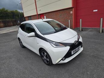 TOYOTA AYGO 1.0 VVT-i x-clusiv3 Hatchback 5dr Petrol x-shift Euro 6 (Safety 