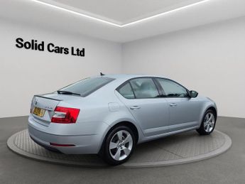 SKODA OCTAVIA 1.5 TSI ACT SE Drive Hatchback 5dr Petrol DSG Euro 6 (s/s) (150 